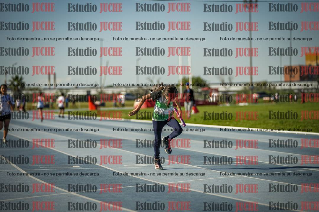 Fotos de las Postas 4x50 m de mujeres y varones