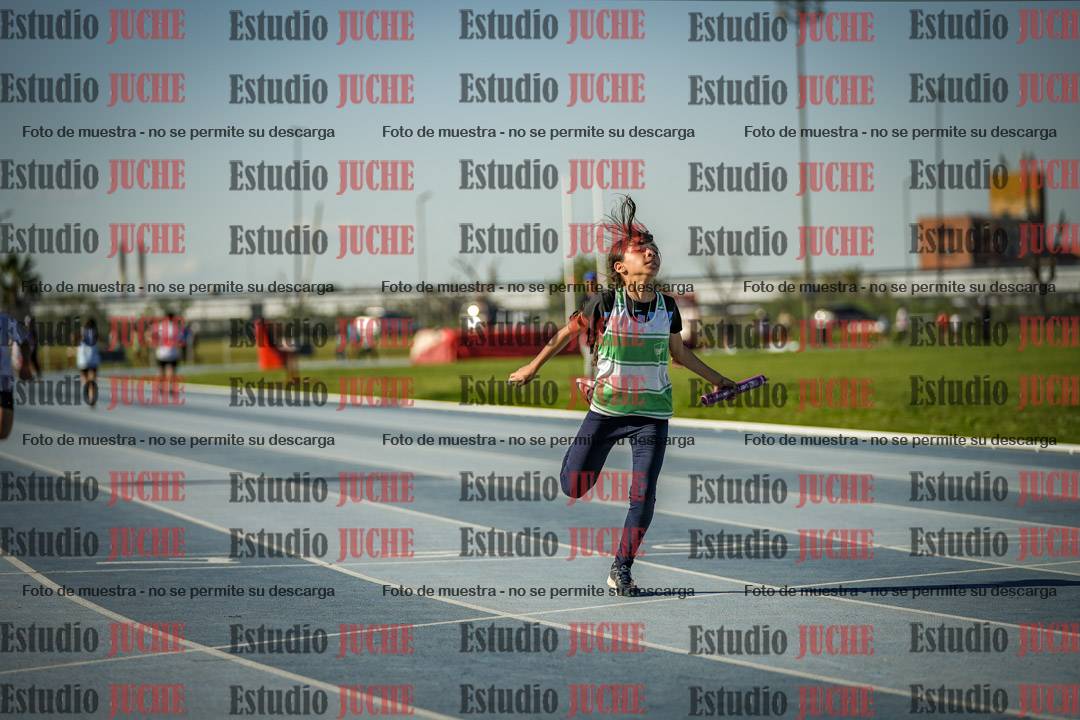 Fotos de las Postas 4x50 m de mujeres y varones