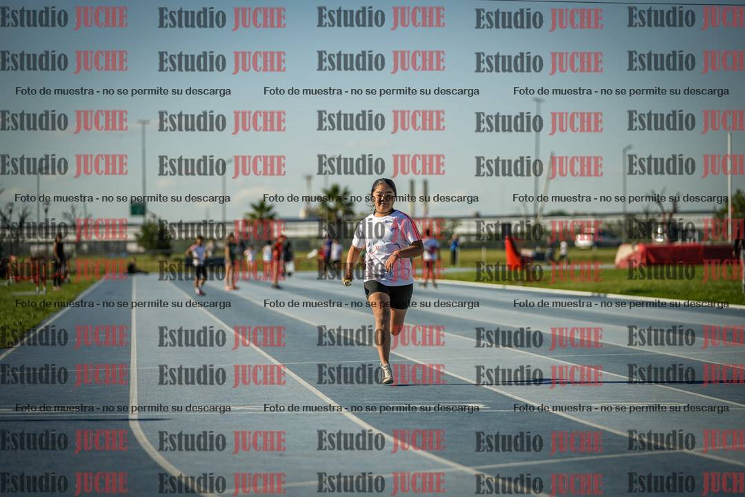Fotos de las Postas 4x50 m de mujeres y varones