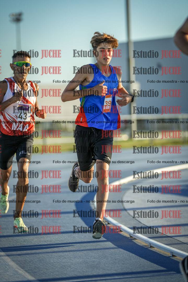 Fotos de los 1500 m llanos de varones