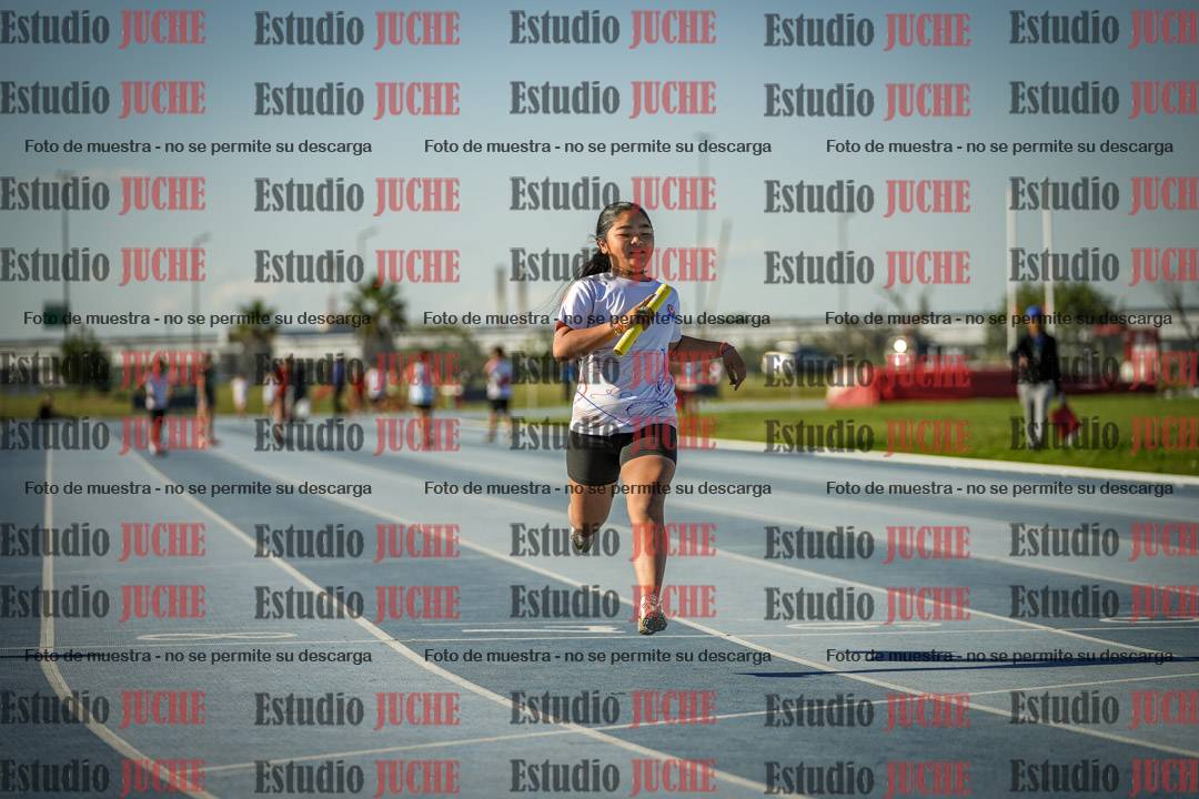 Fotos de las Postas 4x50 m de mujeres y varones