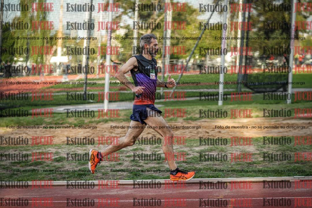 Fotos de los 3000 m llanos de varones