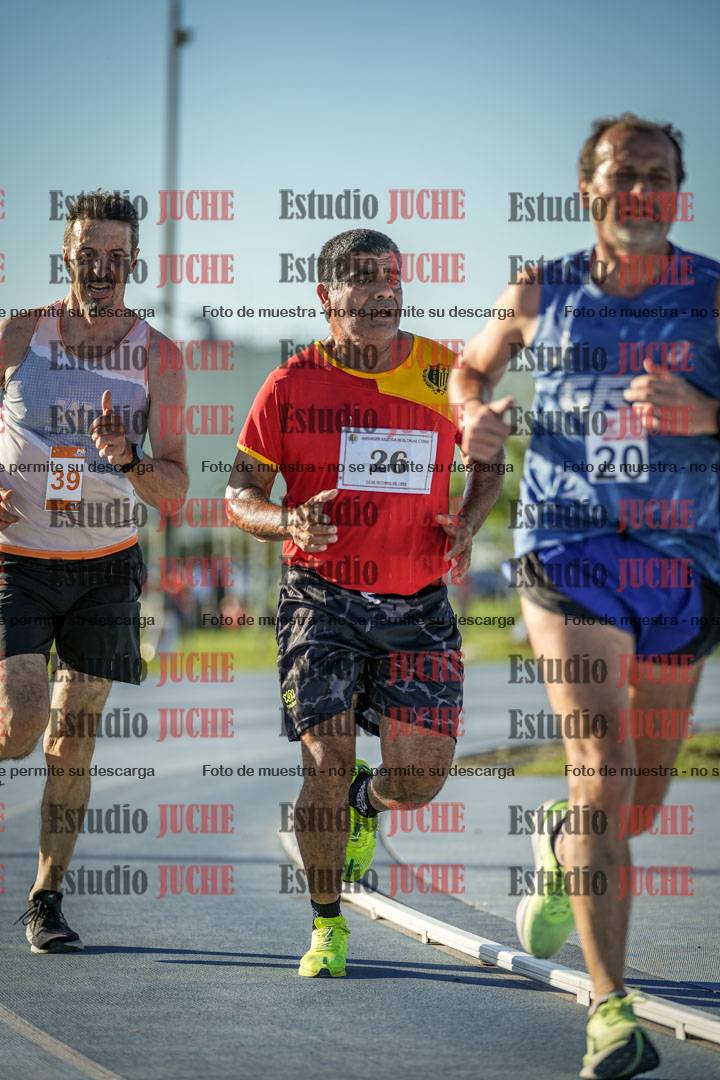 Fotos de los 3000 m llanos de varones