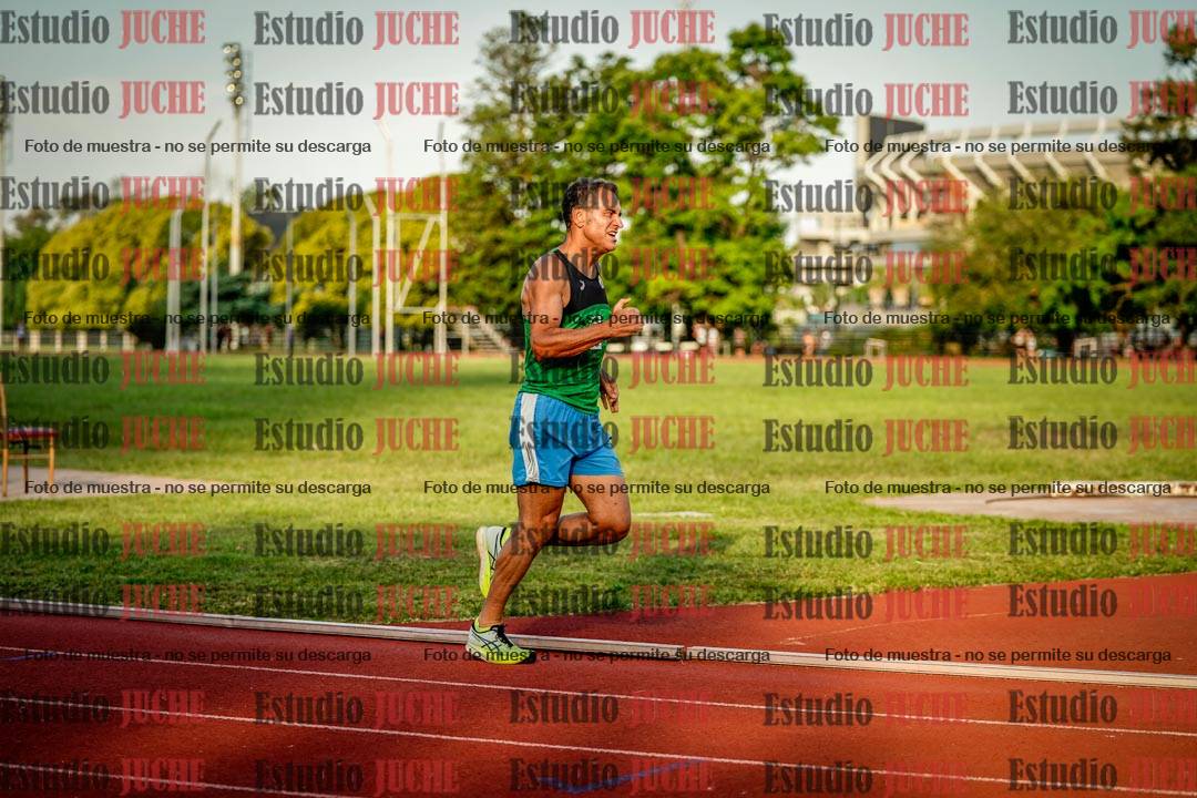 Fotos de los 1500 m llanos de varones