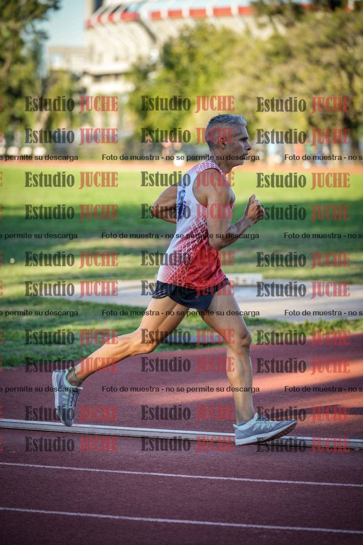 Fotos de los 3000 m llanos de varones