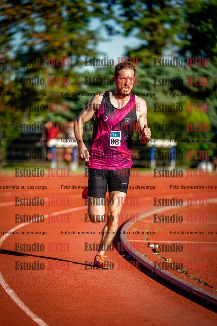 Fotos de los 3000 m llanos de varones