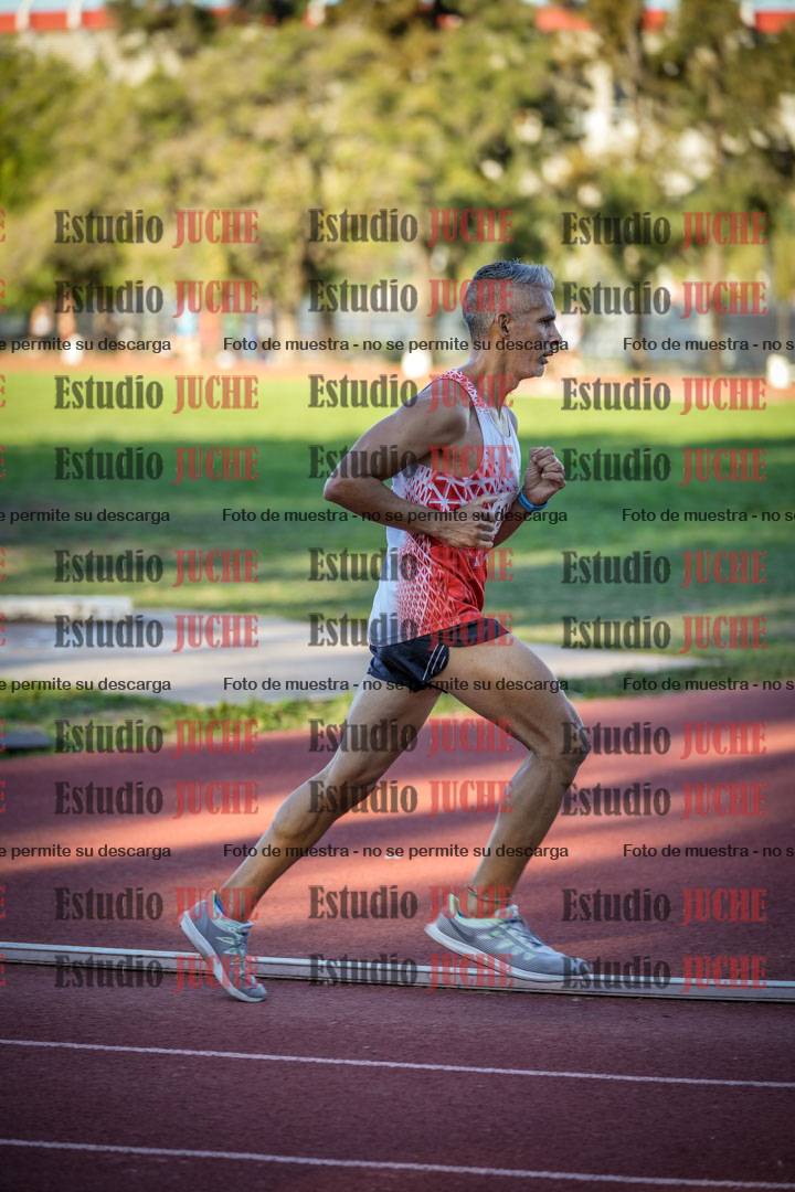 Fotos de los 3000 m llanos de varones