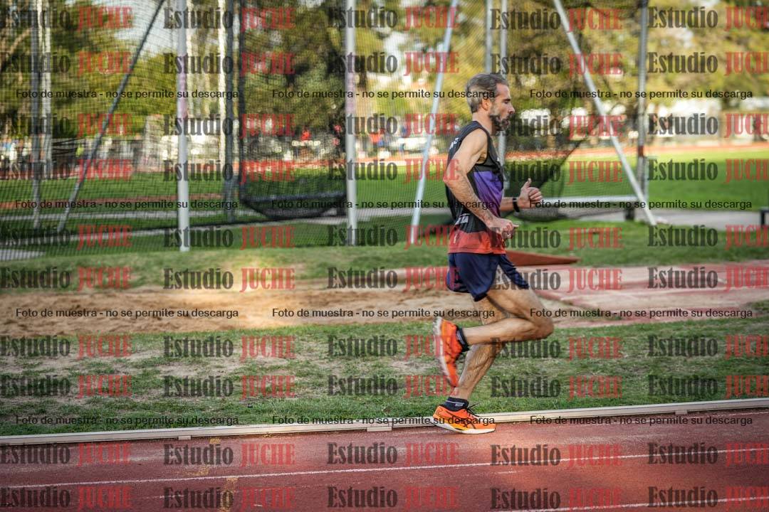 Fotos de los 3000 m llanos de varones