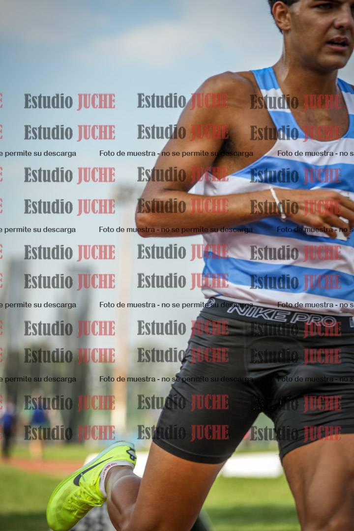 Fotos de los 3000 m llanos de varones