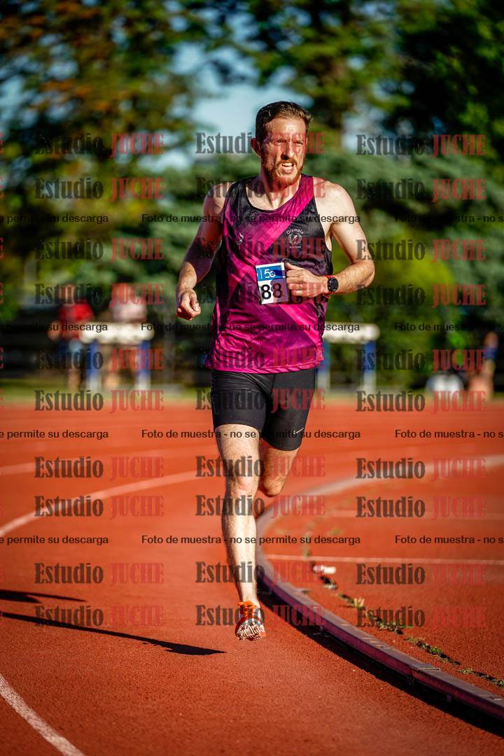 Fotos de los 3000 m llanos de varones