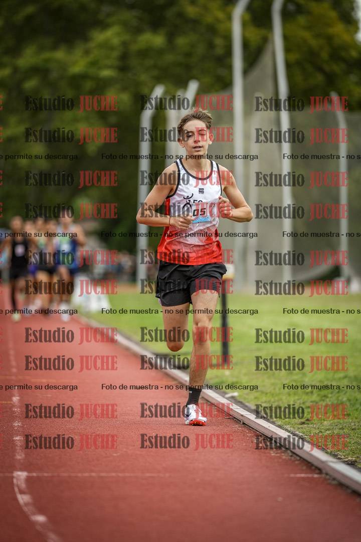 Fotos de los 3000 m llanos de varones