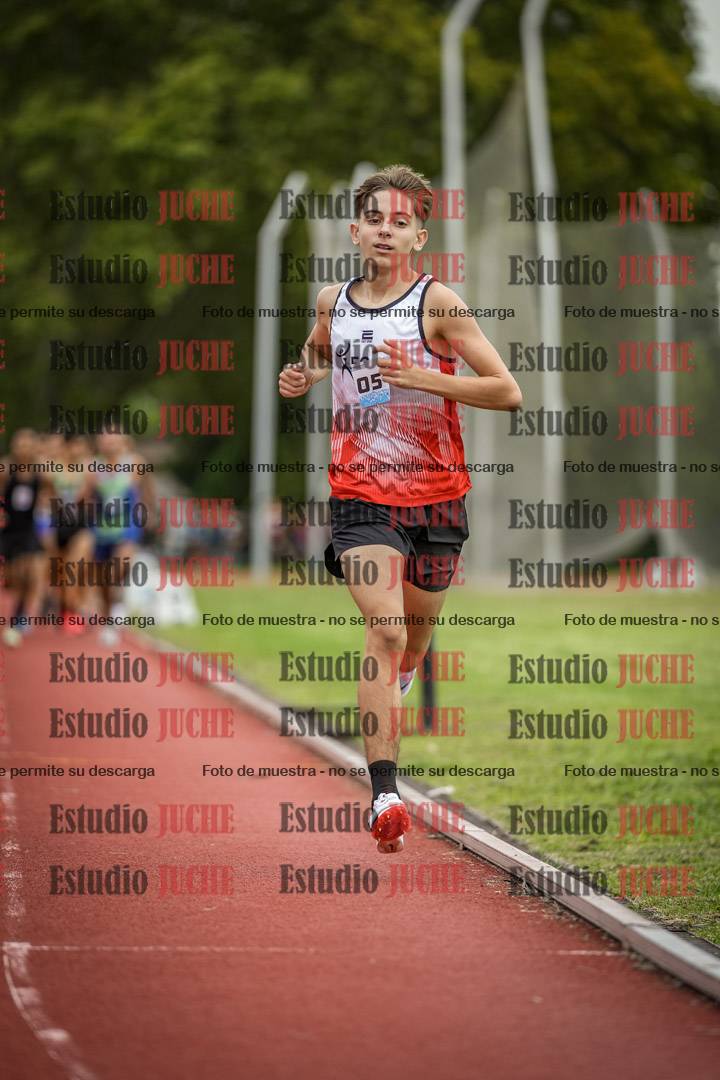 Fotos de los 3000 m llanos de varones