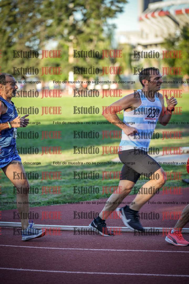 Fotos de los 3000 m llanos de varones