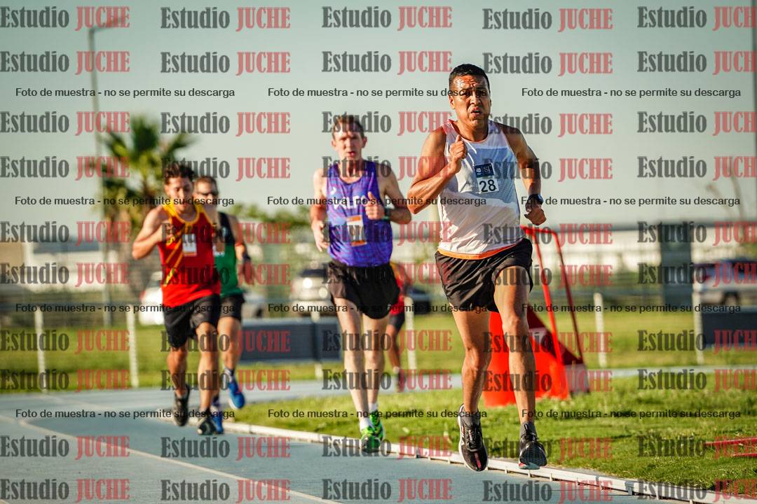 Fotos de los 3000 m llanos de varones