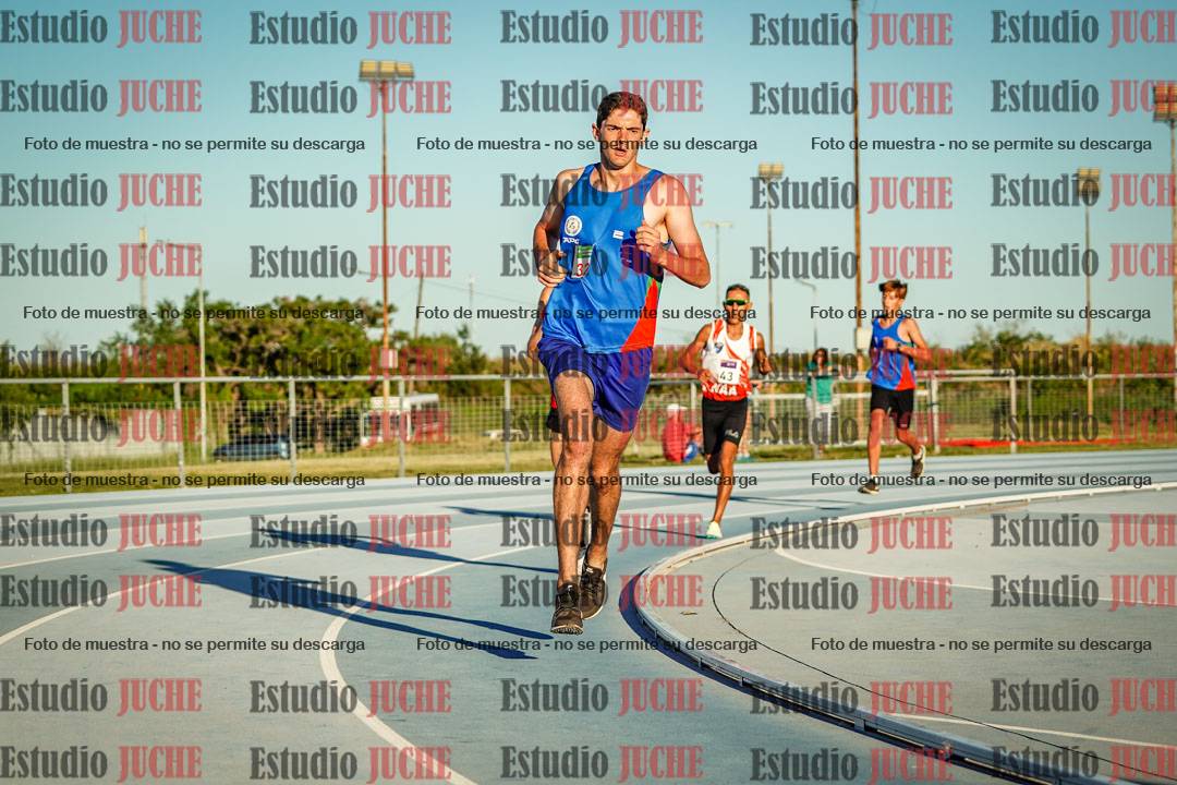 Fotos de los 1500 m llanos de varones