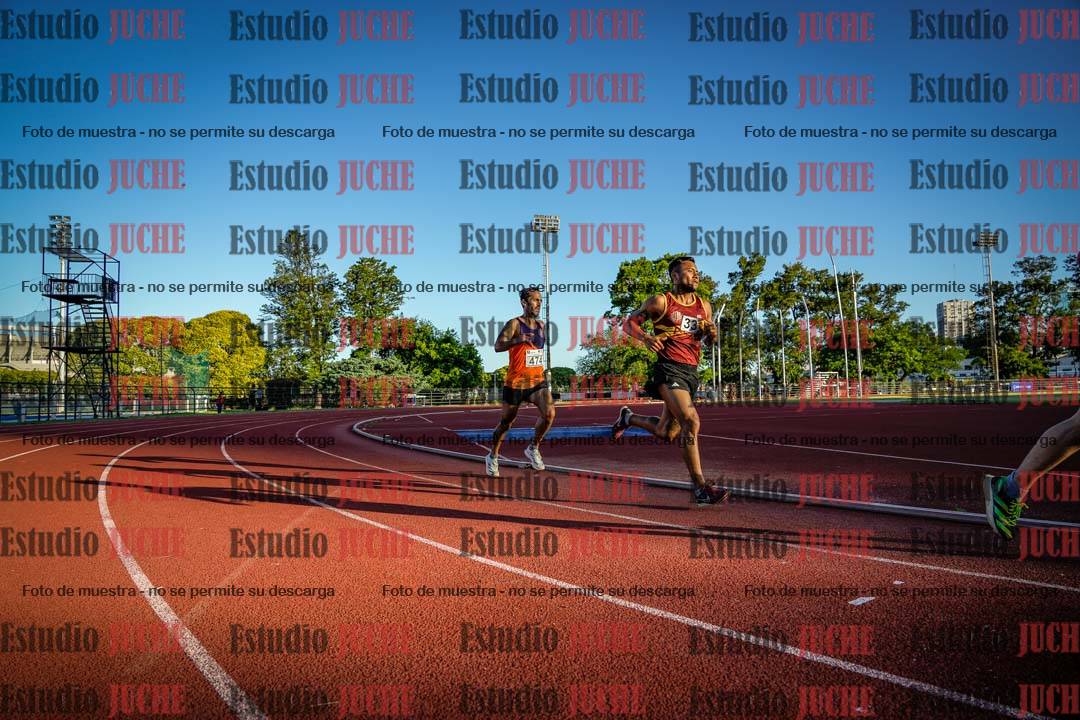 Fotos de los 3000 m llanos de varones