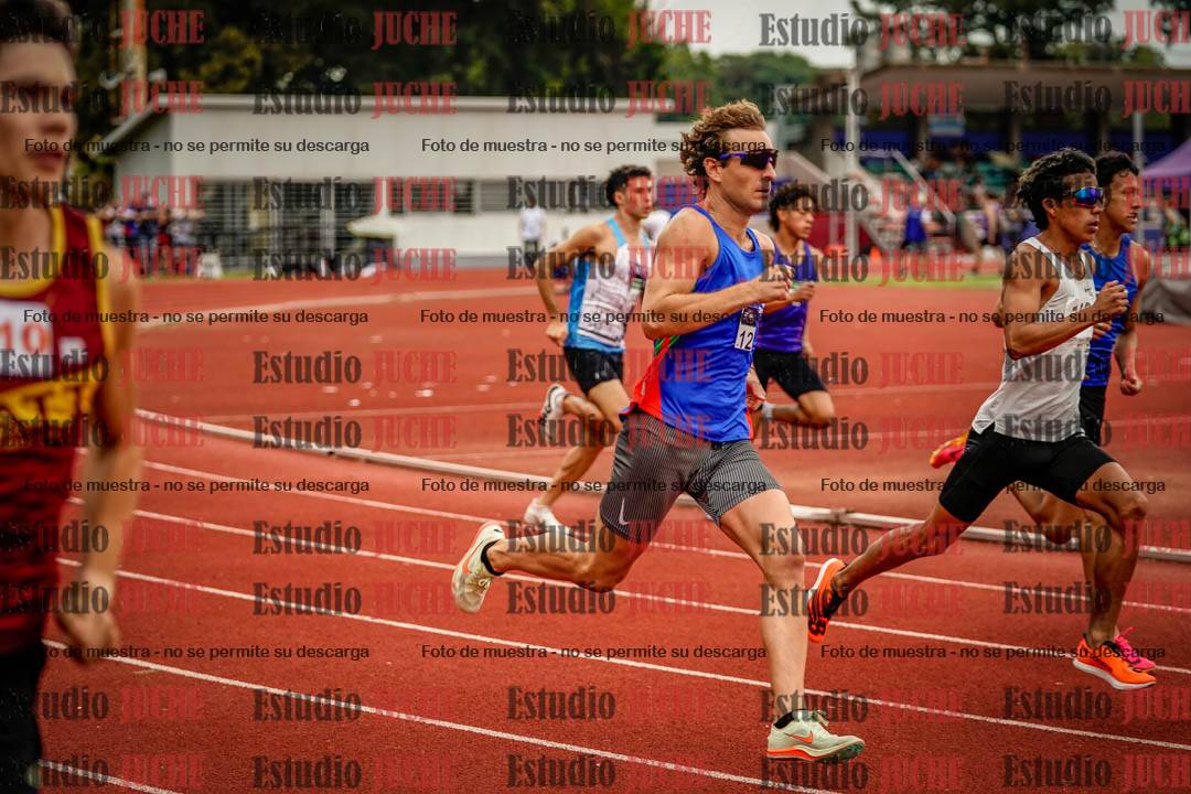 Fotos de los 800 m de varones