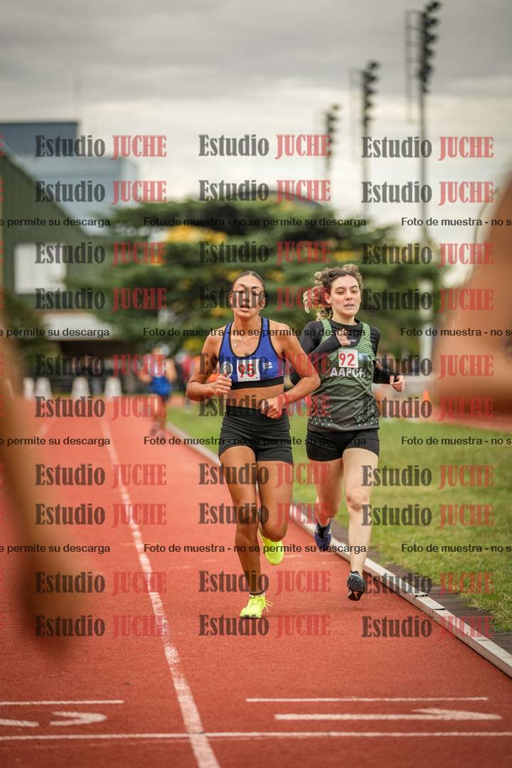 Fotos de los 1500 m llanos de mujeres
