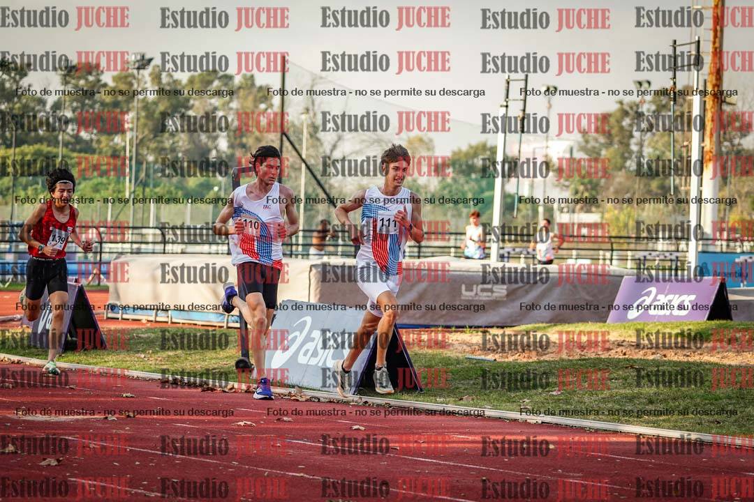 Fotos de los 5000 m llanos de varones