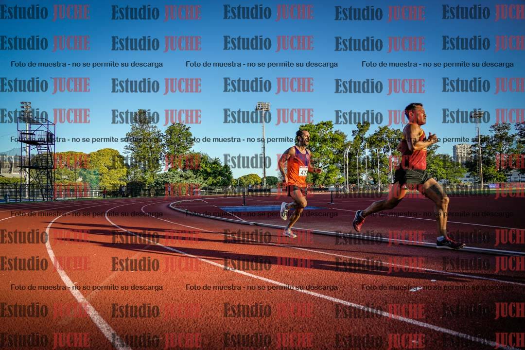 Fotos de los 3000 m llanos de varones