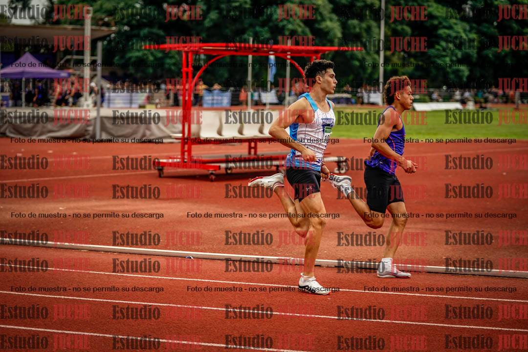 Fotos de los 800 m de varones