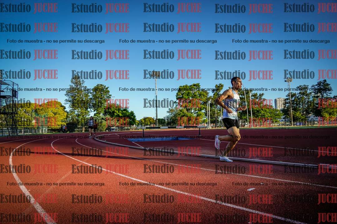 Fotos de los 3000 m llanos de varones