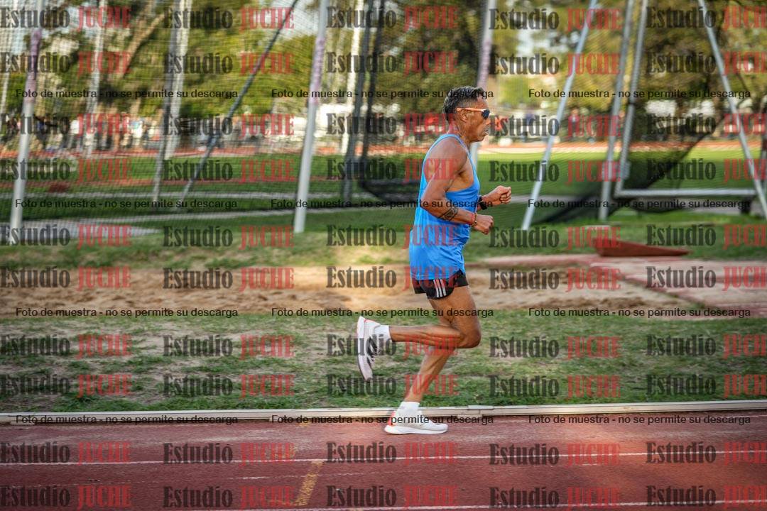 Fotos de los 3000 m llanos de varones