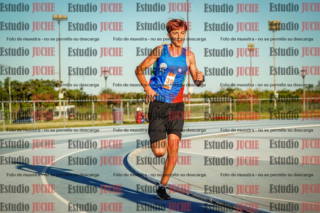 Fotos de los 1500 m llanos de varones