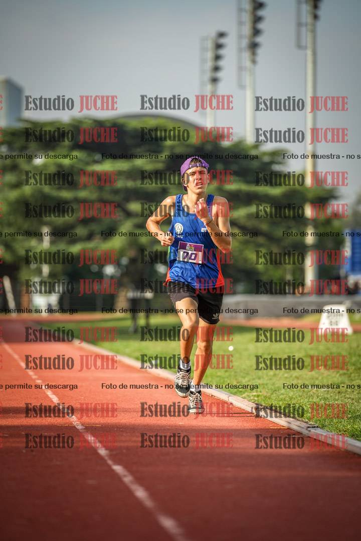 Fotos de los 3000 m llanos de varones