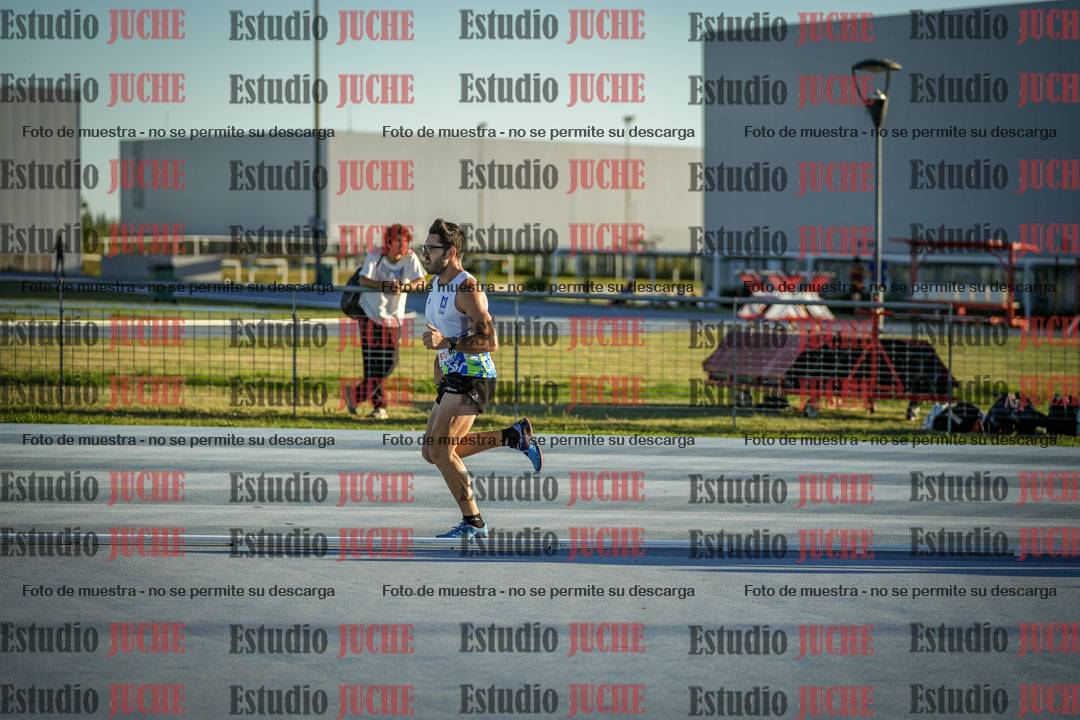 Fotos de los 1500 m llanos de varones