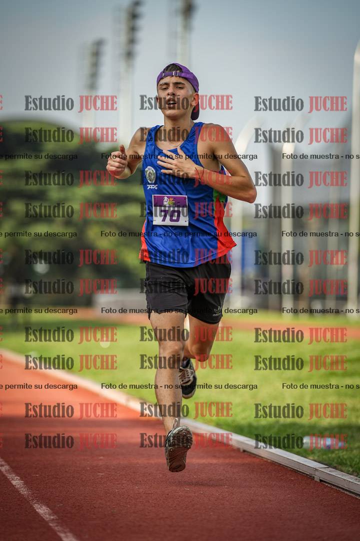 Fotos de los 3000 m llanos de varones