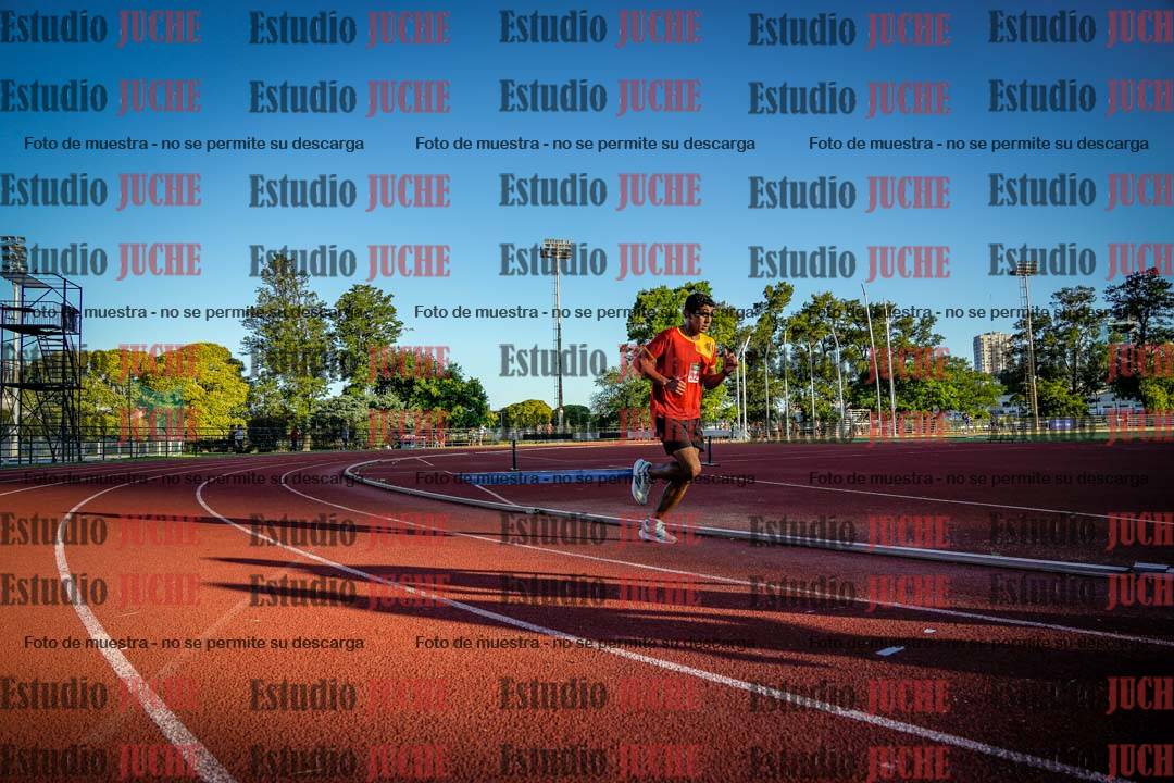 Fotos de los 3000 m llanos de varones