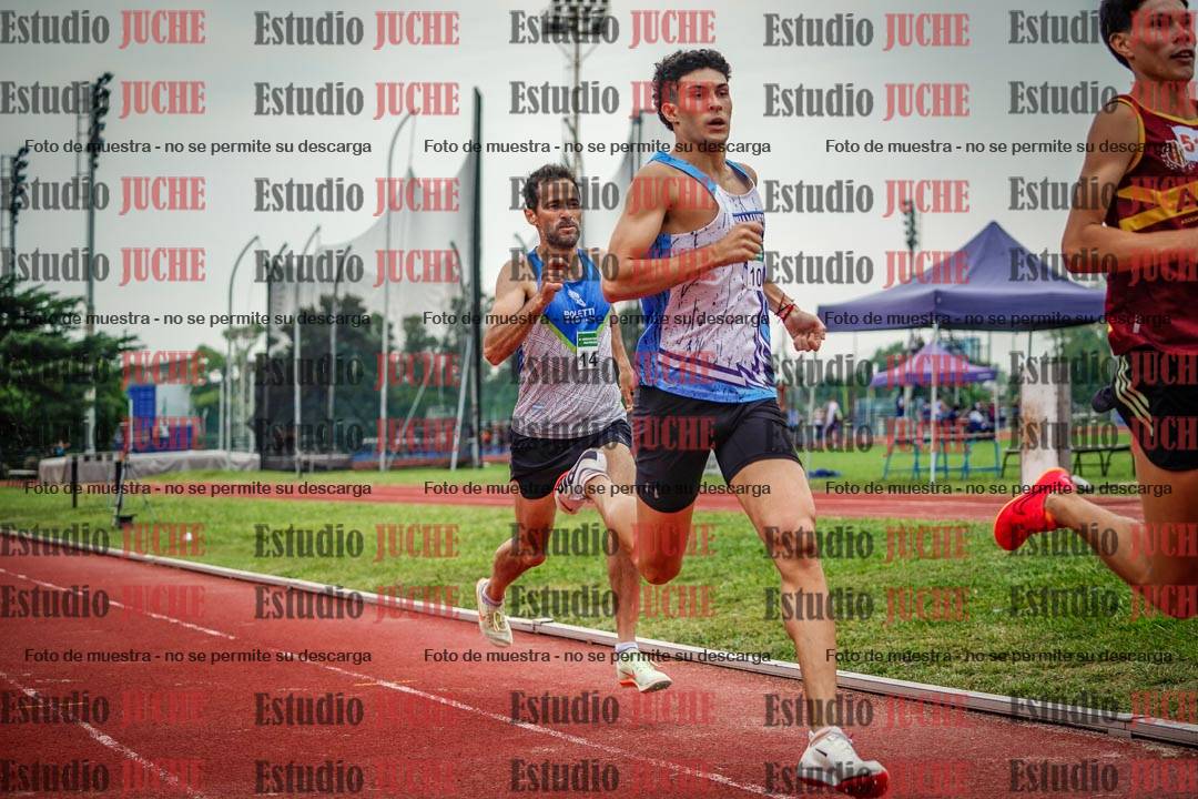 Fotos de los 800 m de varones