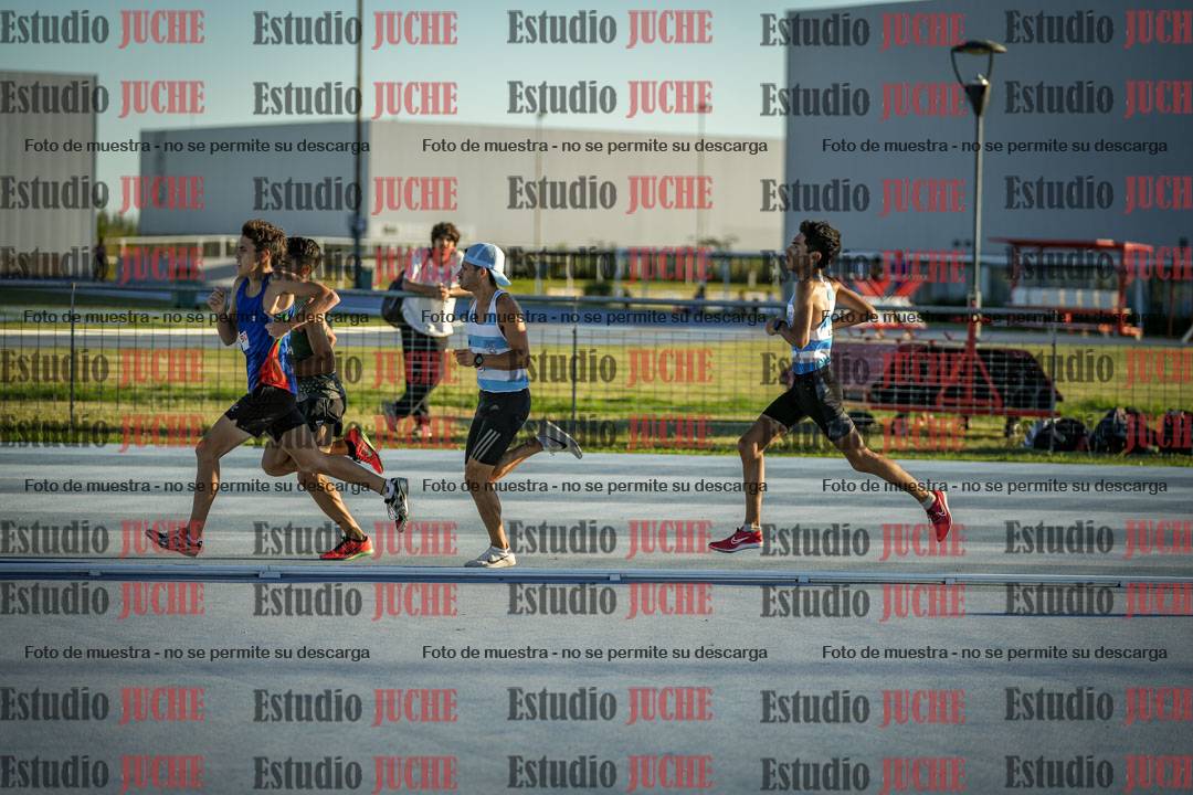 Fotos de los 1500 m llanos de varones