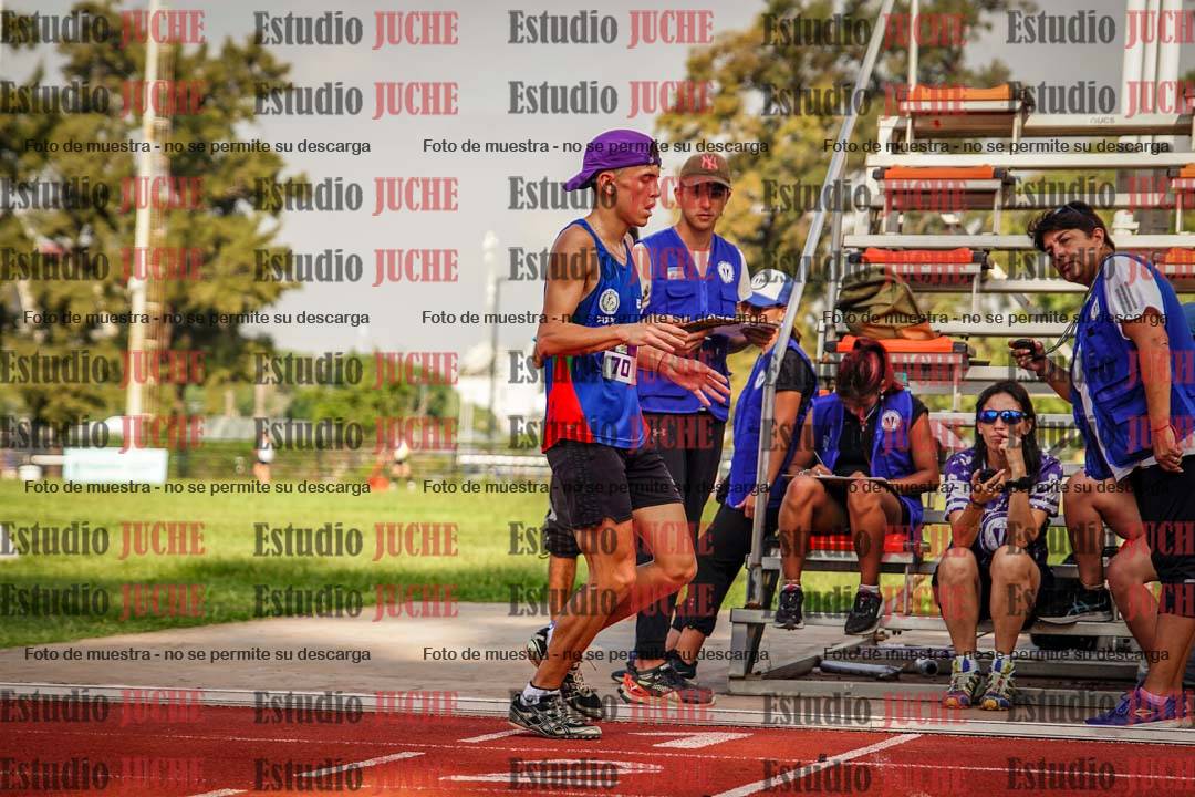 Fotos de los 3000 m llanos de varones