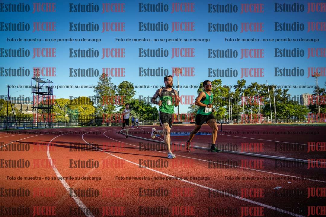 Fotos de los 3000 m llanos de varones