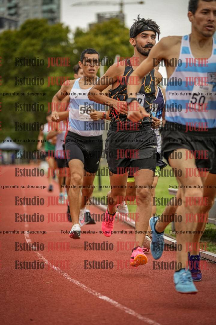 Fotos de los 3000 m llanos de varones