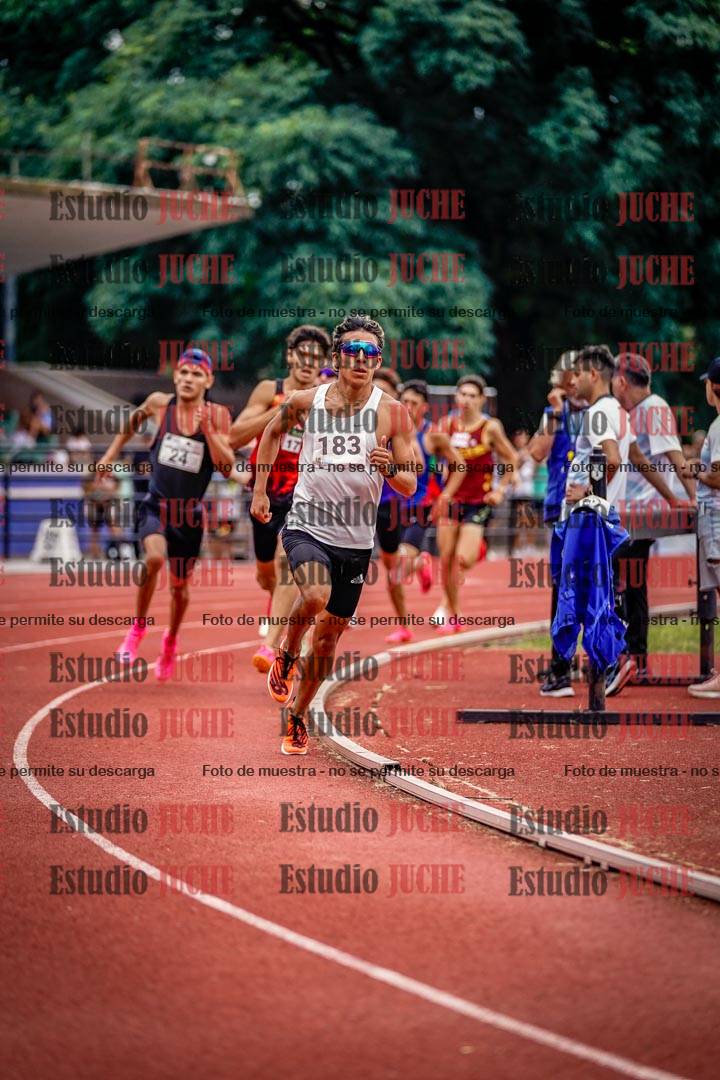 Fotos de los 800 m de varones