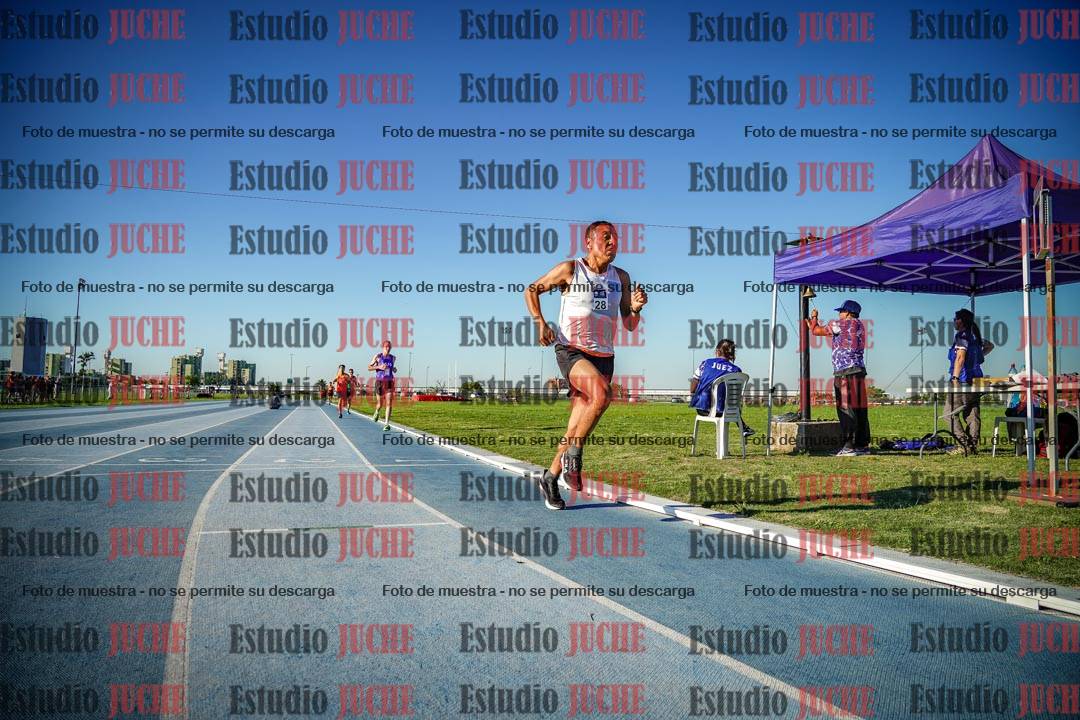 Fotos de los 3000 m llanos de varones