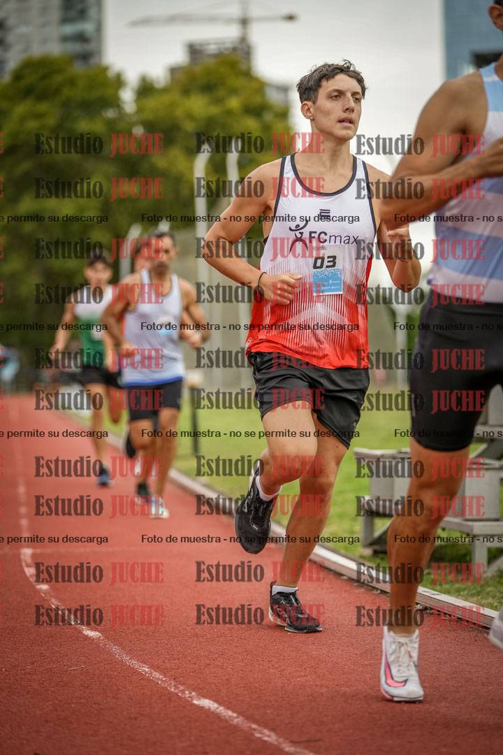 Fotos de los 3000 m llanos de varones