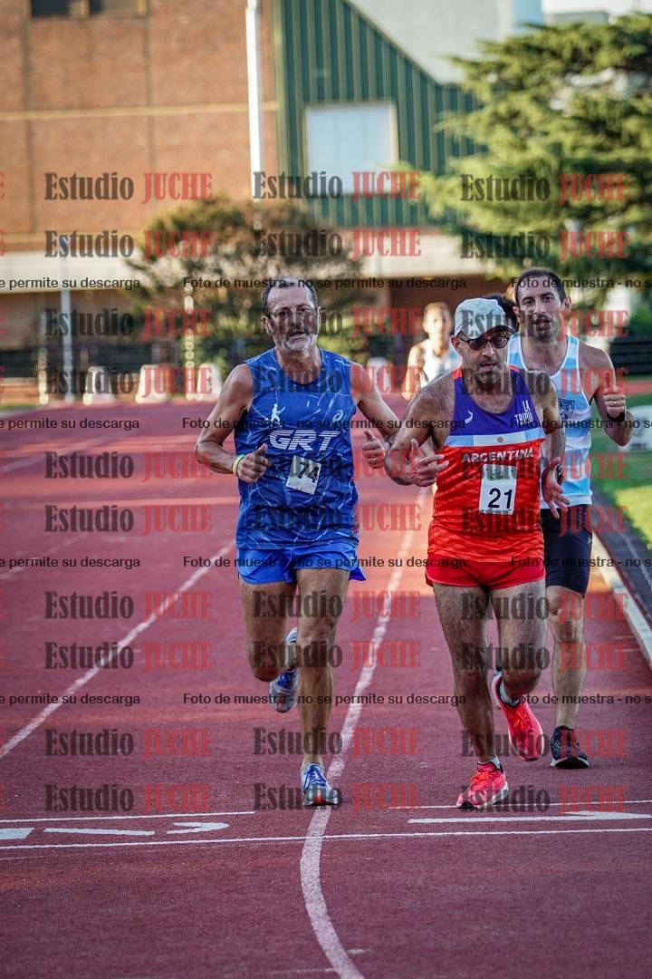 Fotos de los 3000 m llanos de varones