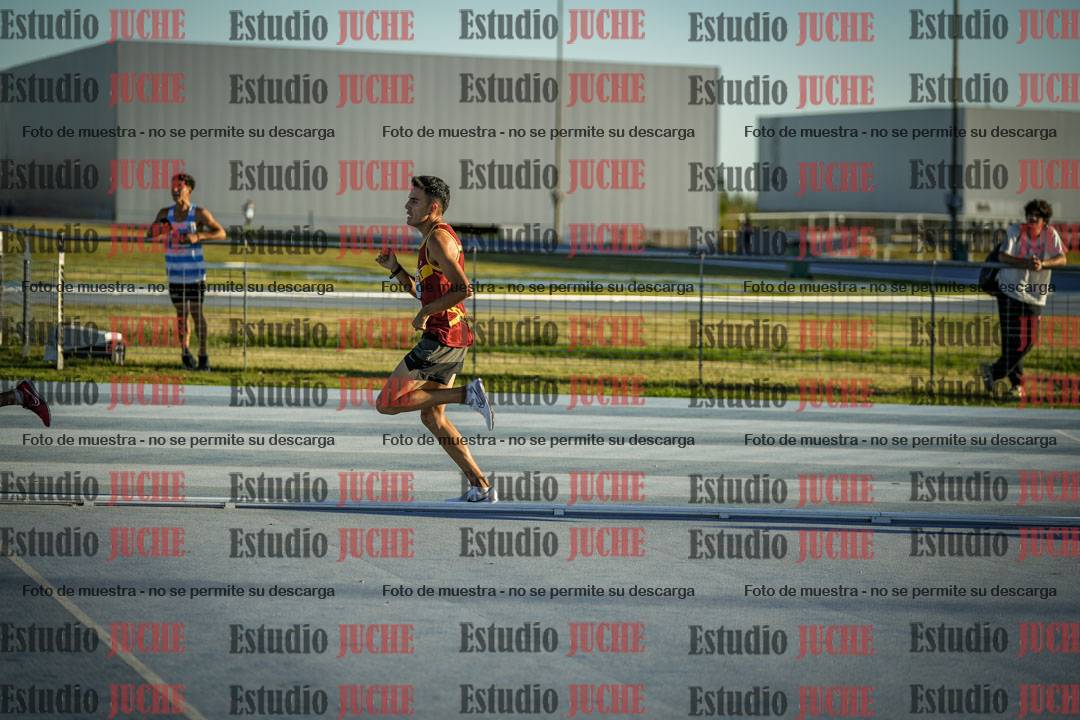 Fotos de los 1500 m llanos de varones