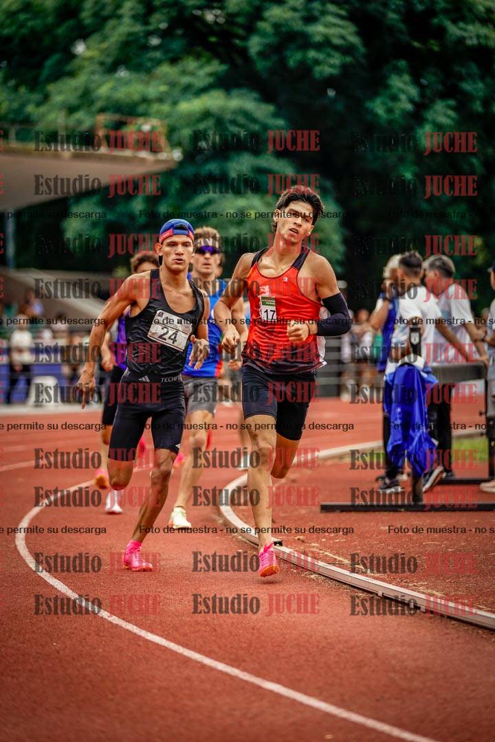 Fotos de los 800 m de varones