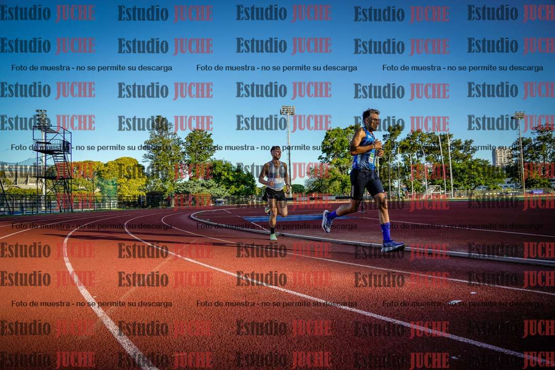 Fotos de los 3000 m llanos de varones