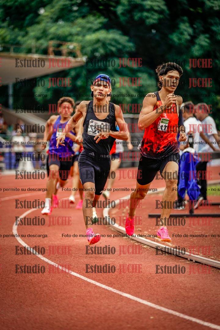 Fotos de los 800 m de varones