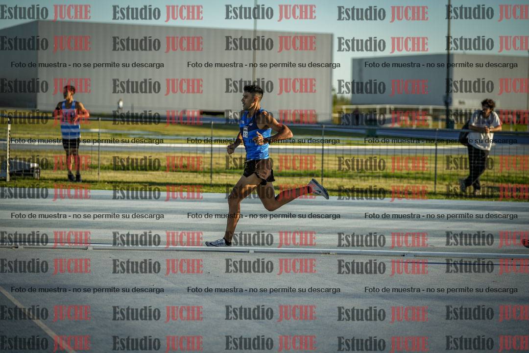 Fotos de los 1500 m llanos de varones