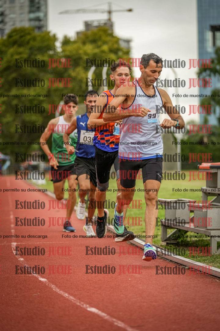 Fotos de los 3000 m llanos de varones