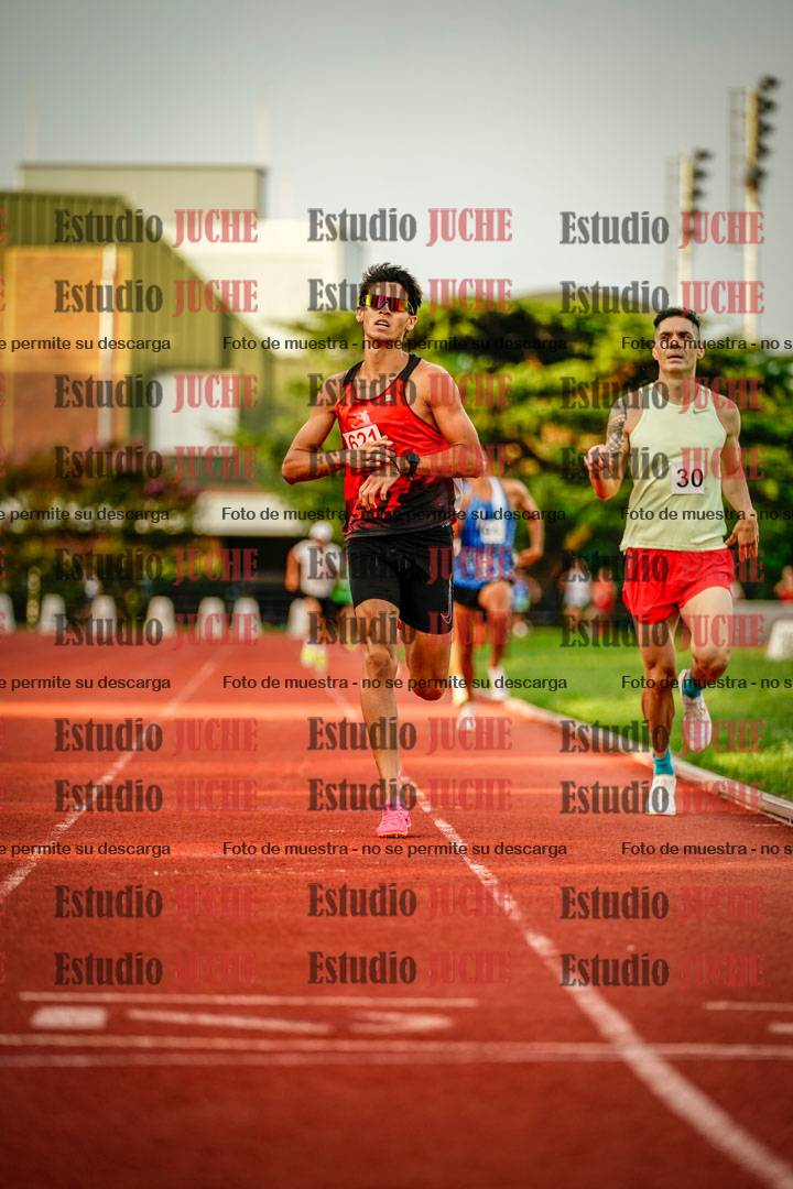 Fotos de los 1500 m llanos de varones