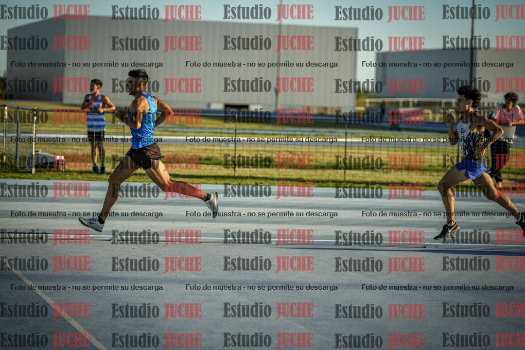 Fotos de los 1500 m llanos de varones