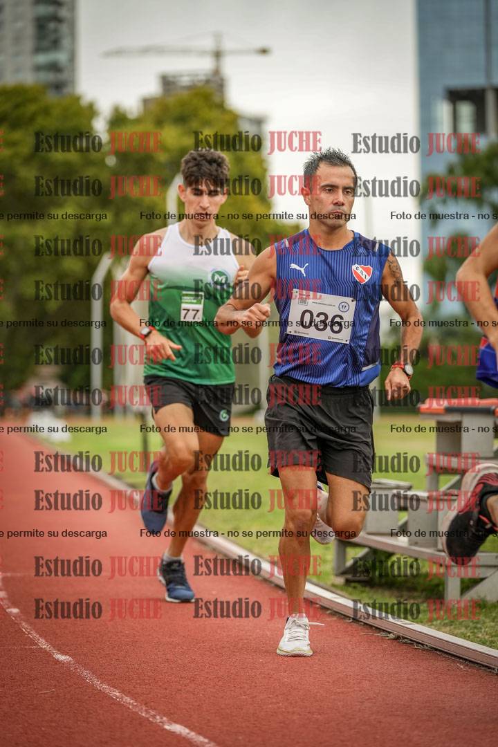 Fotos de los 3000 m llanos de varones